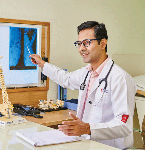 Spine surgeon in Dhakuria