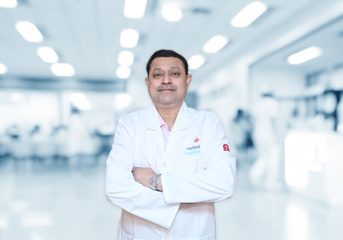 Critical Care Doctor in Kolkata | Dr. Rajarshi Roy