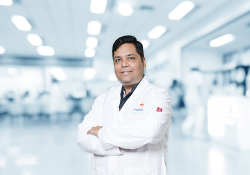 Best Critical Care Doctor in Kolkata - Dr. Chandrashish Chakravarty