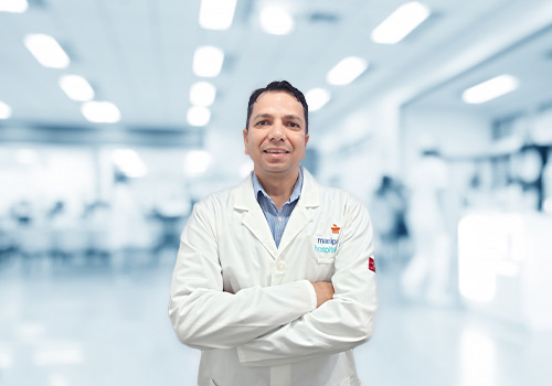 Dr. Neeraj Gupta, Experienced Pediatric Orthopedic Surgeon and Joint Replacement Specialist